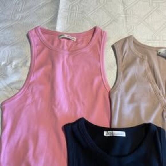 bundle lot of 5 ribbed tank tops women's small - Picture 2 of 10